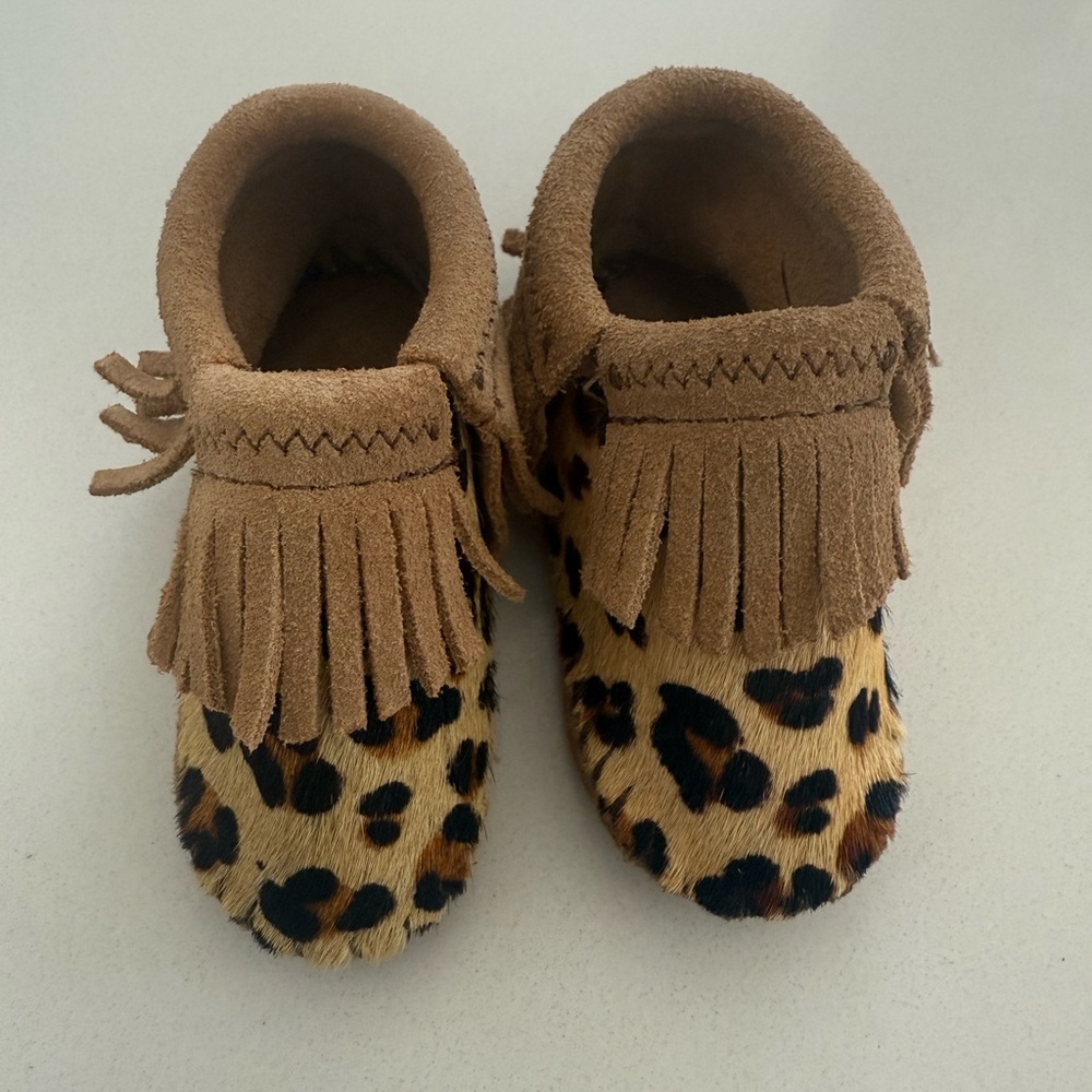 Minnetonka Leopard Bottie